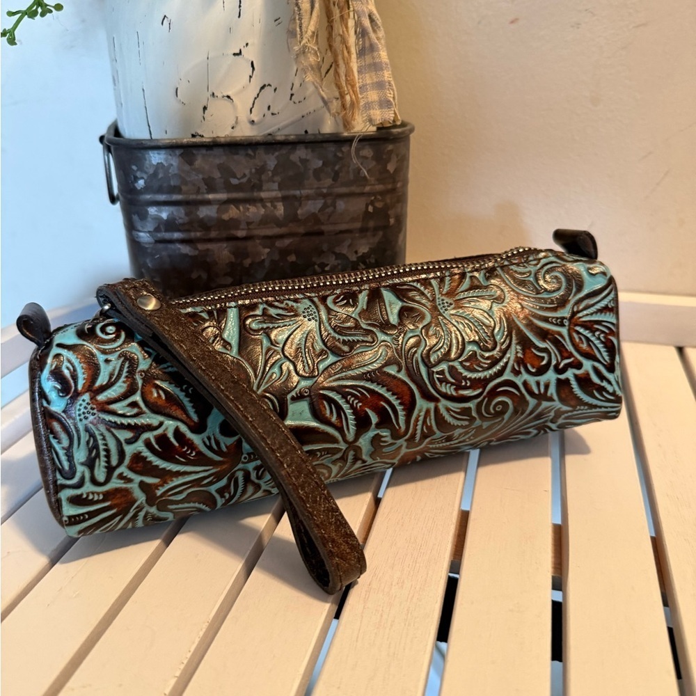 Patricia Nash Tooled Turquoise Pencil Pouch  EUC